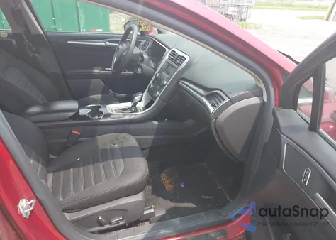 2016 Ford Fusion Se z USA, uszkodzony, nr VIN 1FA6P0H72G5125415